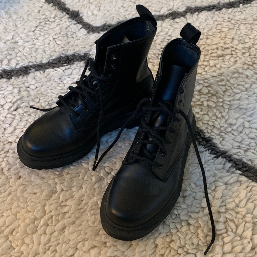 Dr martens mono boot